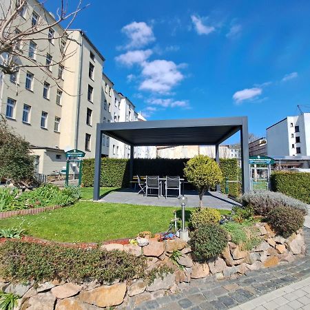 Space Hotel Im Campus Der Jvp Schule Leipzig Exterior foto