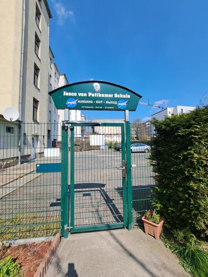 Space Hotel Im Campus Der Jvp Schule Leipzig Exterior foto